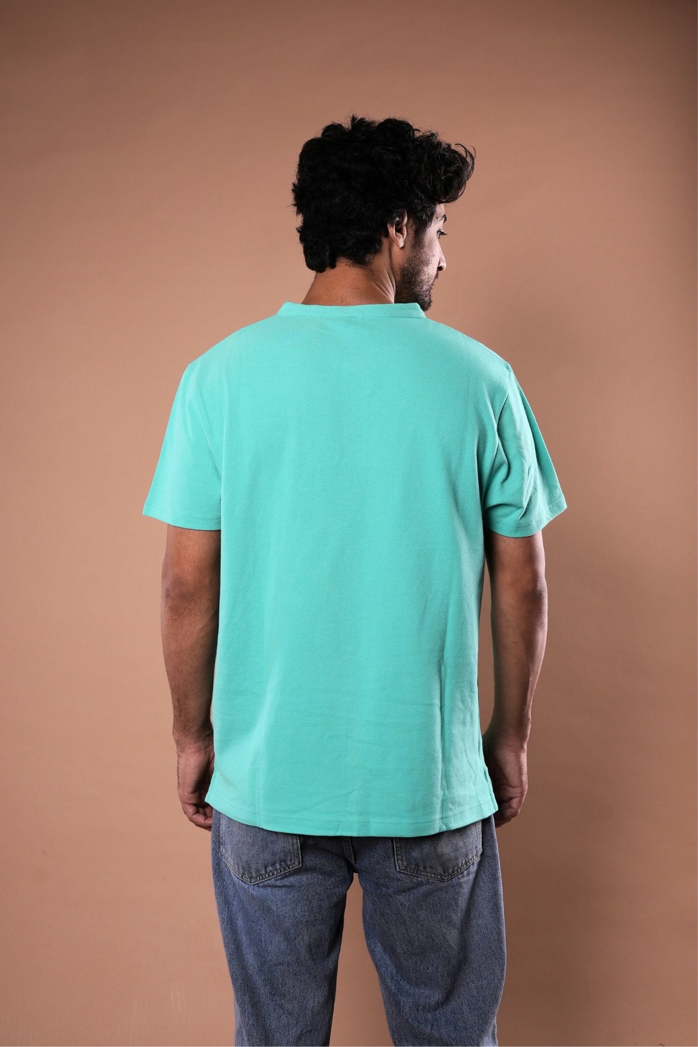 HENLEY NECKLINE T-Shirt