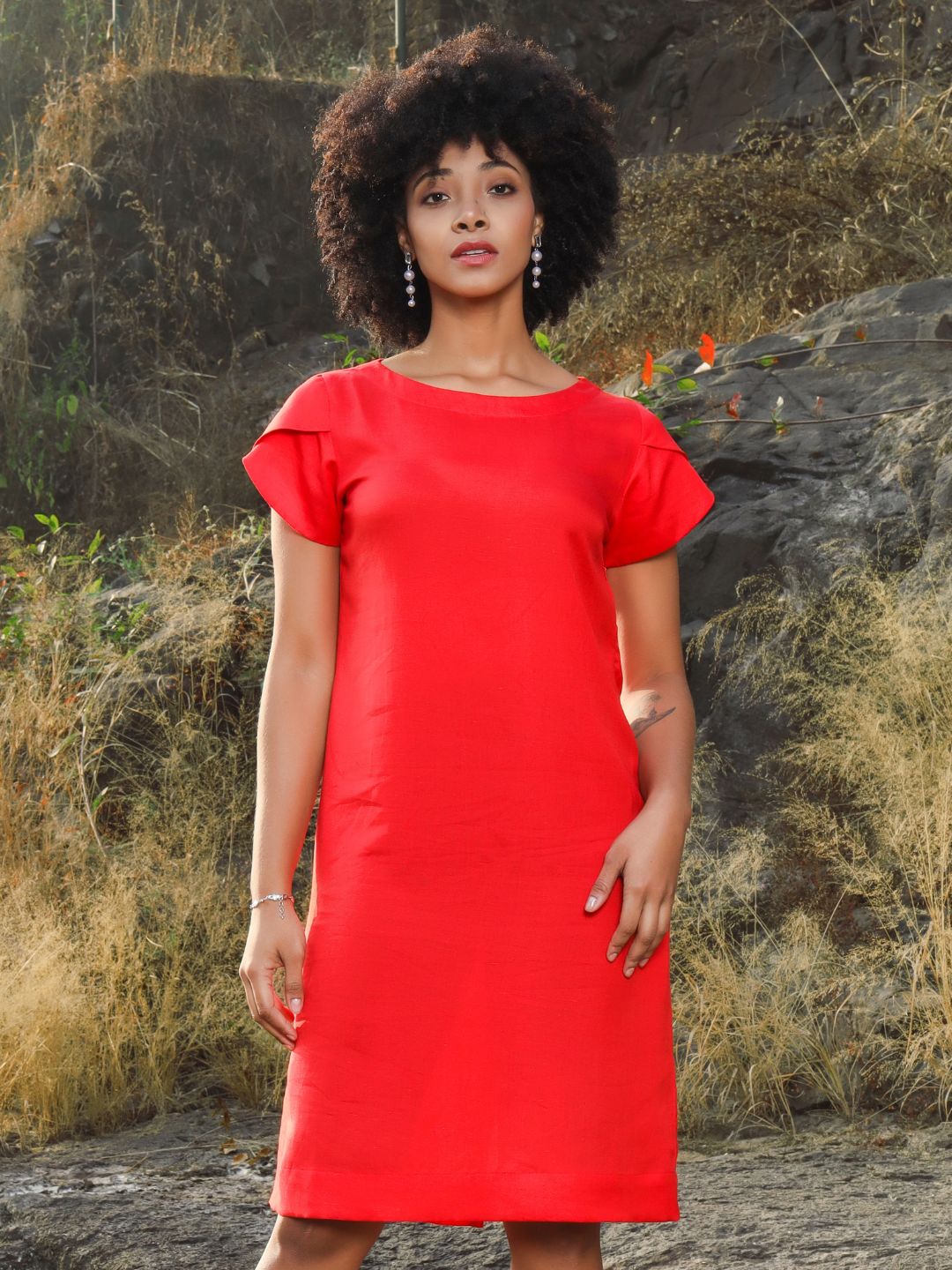 Women's Hemp Free-Flow Dress with Tulip Sleeves