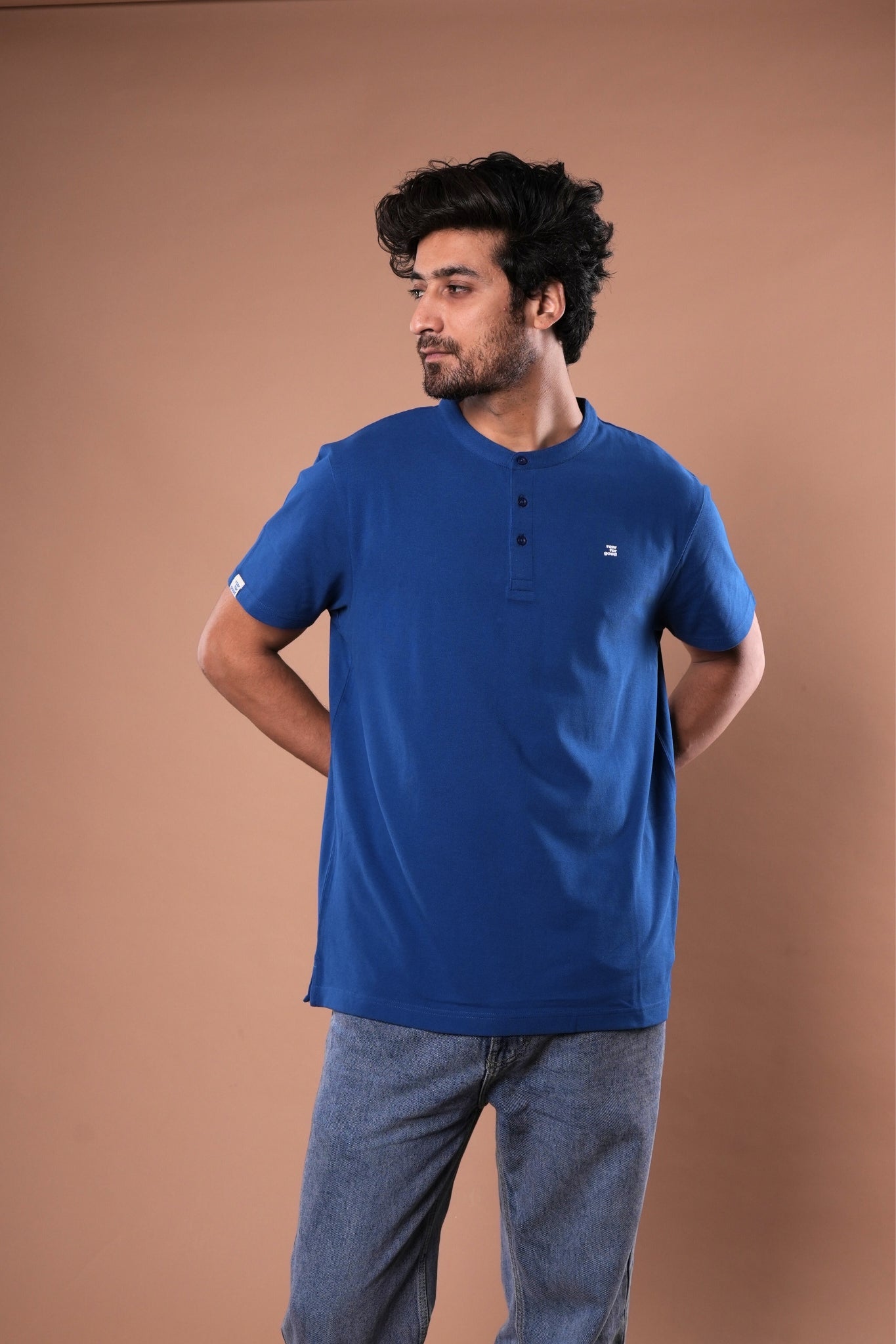 HENLEY NECKLINE T-Shirt