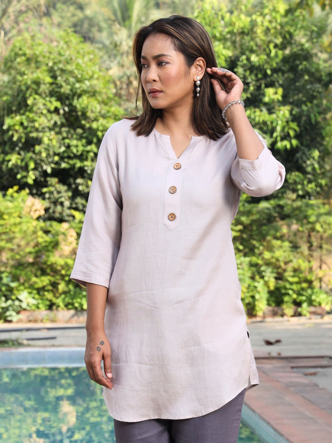 Women's Hemp Kurti with Coco Button